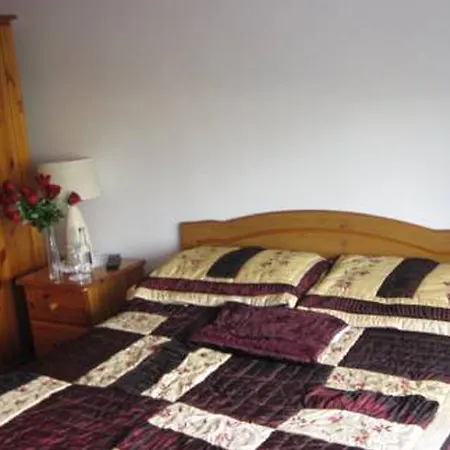 Derghaven B&b, & Self Catering Scarriff