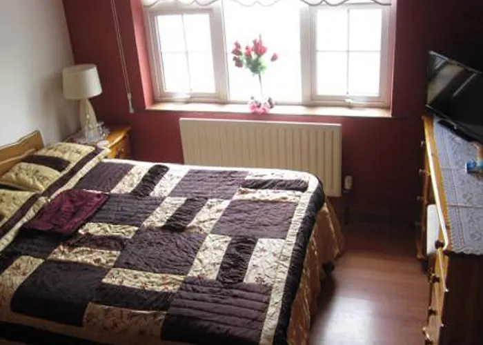 Derghaven B&b, & Self Catering Bed and Breakfast