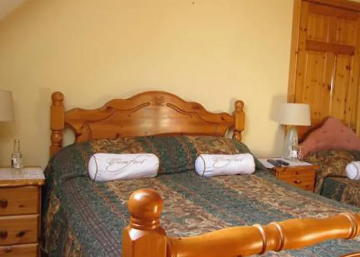 Derghaven B&b, & Self Catering 3*
