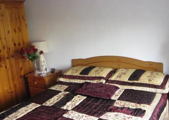 Derghaven B&b, & Self Catering Scarriff (Clare)